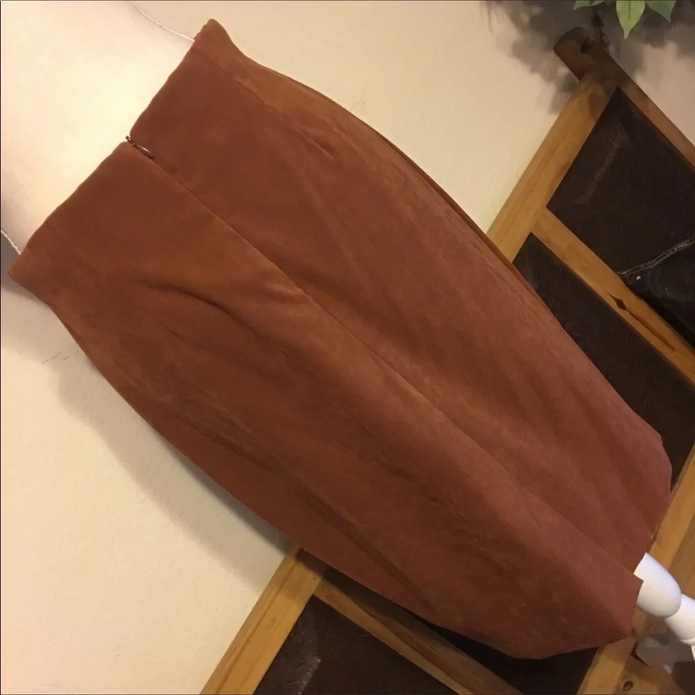 Lori Weidner suede like cognac brown midi skirt 10